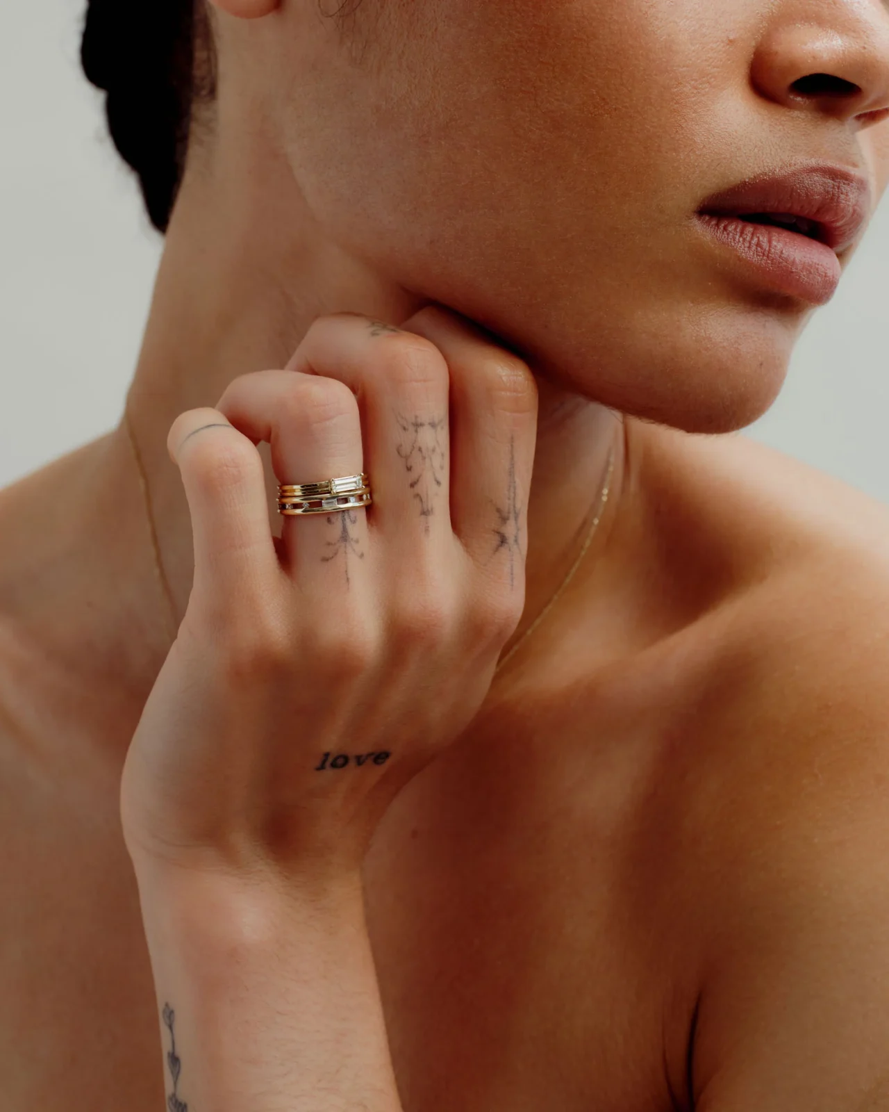 Baguette Cut Diamond Ridge Solitaire Ring No. 13 - Image 2