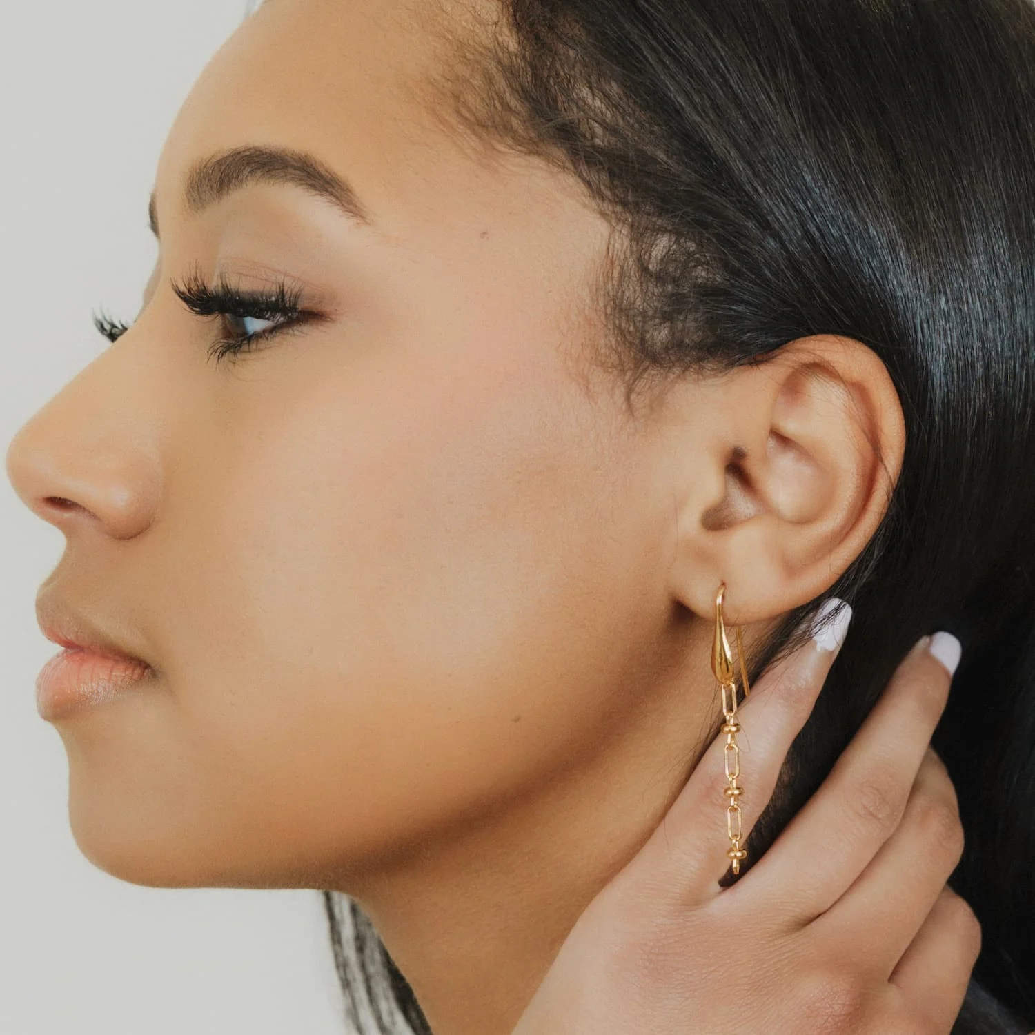 Bella Earrings in Gold - Image 2
