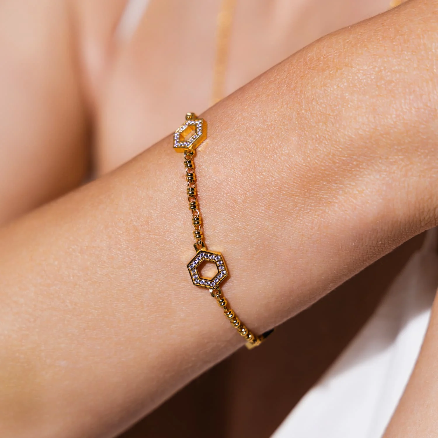 Deco Statement Bracelet in Gold With Pavé