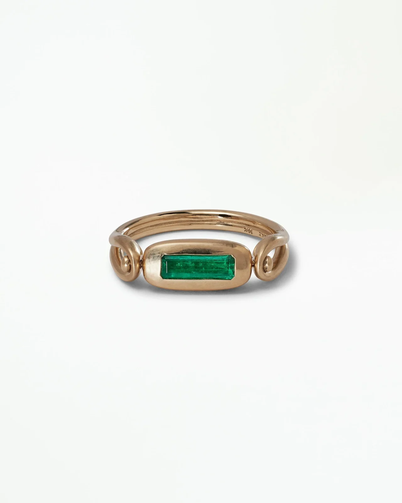 Elongated Emerald Tempo Ring No. 3