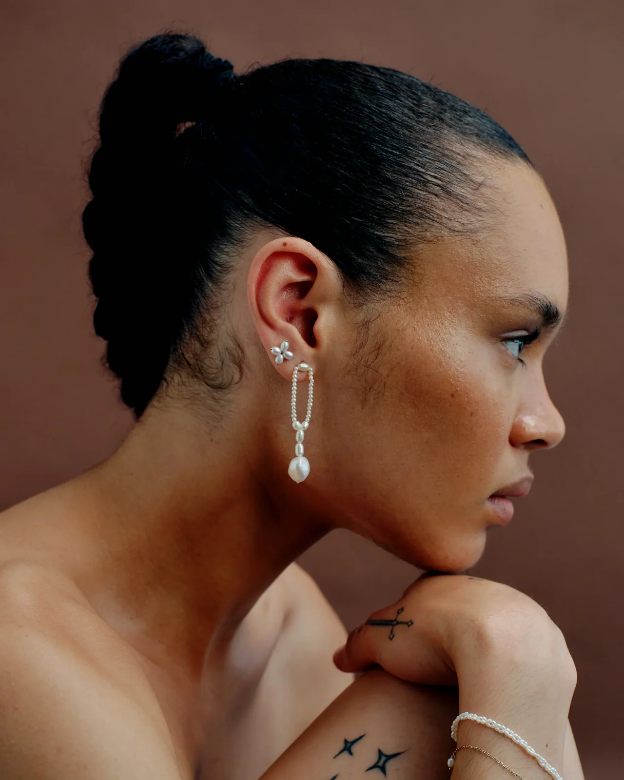 Large Pearl Clover Stitch Earring - Image 2