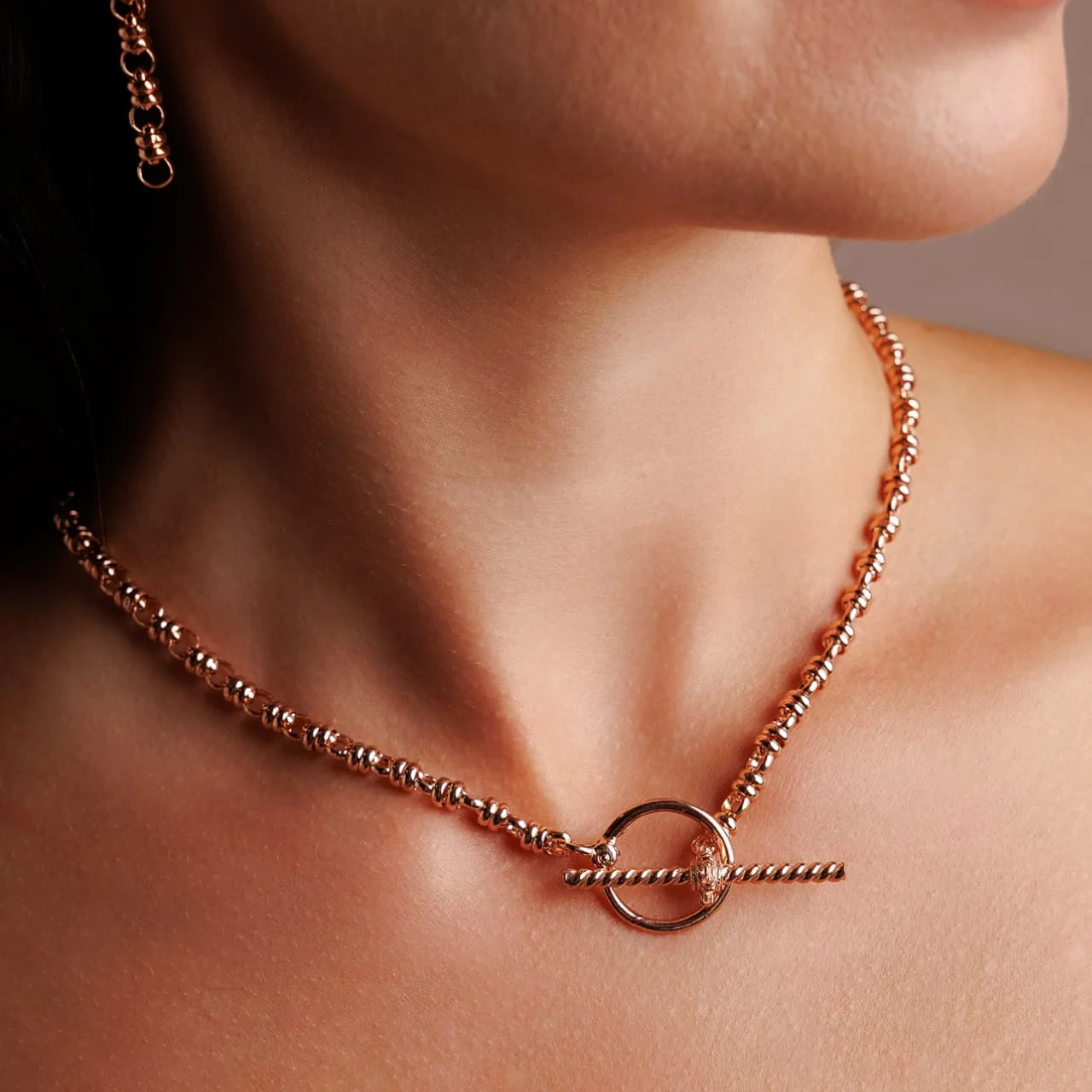 Links 5mm Toggle Necklace in Rose Gold - Image 2