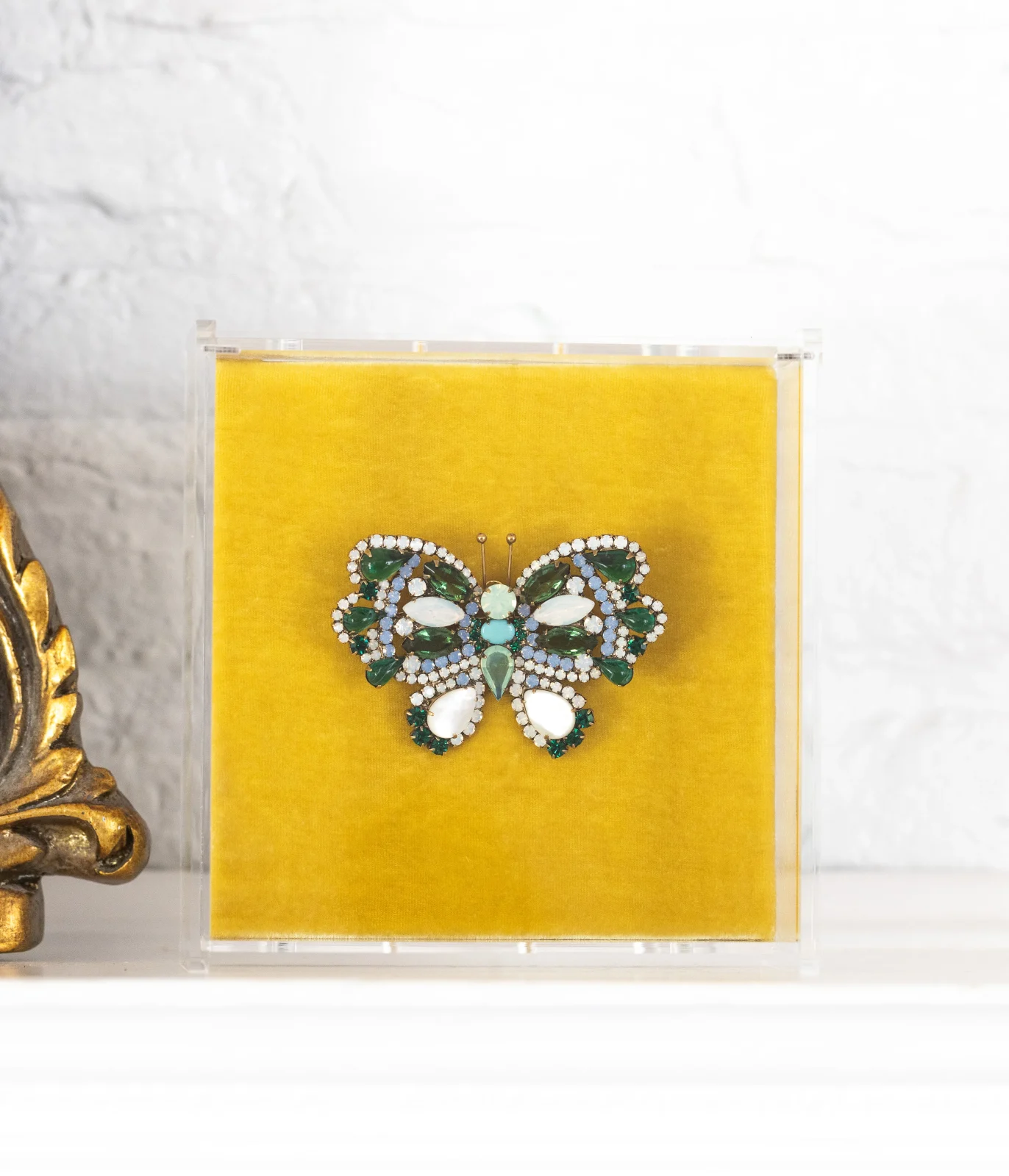 Medium Butterfly in Mother Of Pearl / Emerald / Air Blue Opal - Image 2
