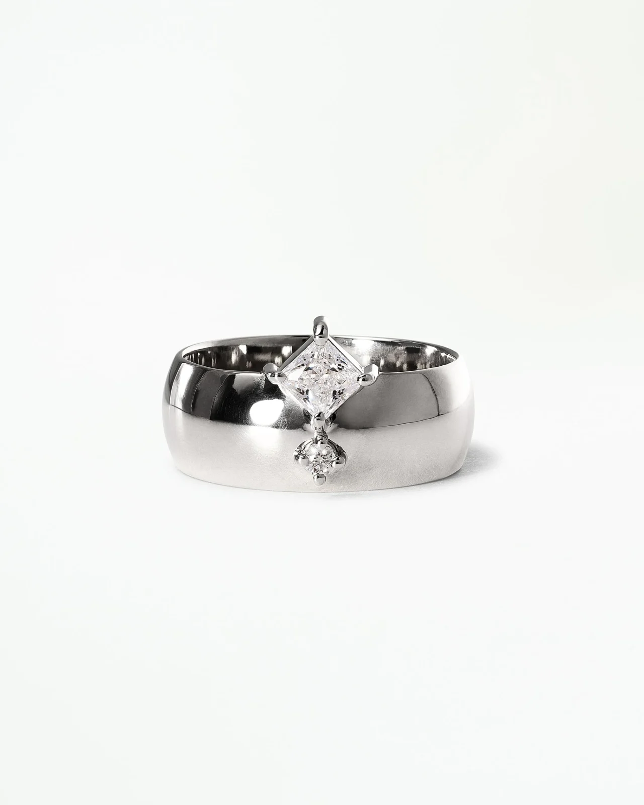 Princess Cut Diamond Bricolage Ring - Image 2