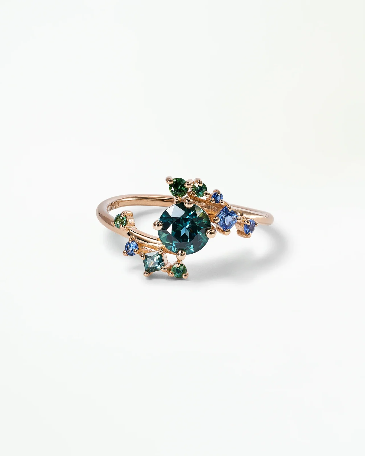 Round Brilliant Cut Gradient Sapphire Celestial Ring No. 1